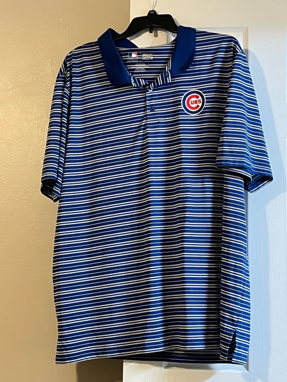 Genuine Merchandise Blue and White Striped Chicago Cubs Polo